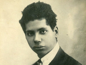 Lisboa: Voto de saudação a Mário Domingues